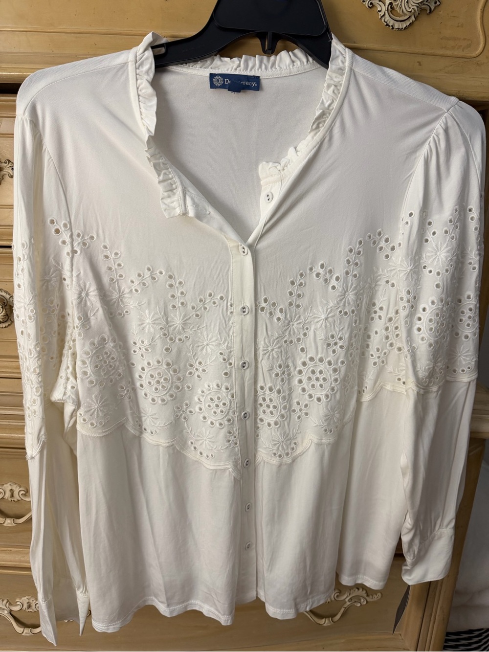 Democracy White Eyelet Button-Front Blouse